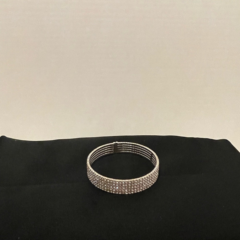 Women’s silver bracelet